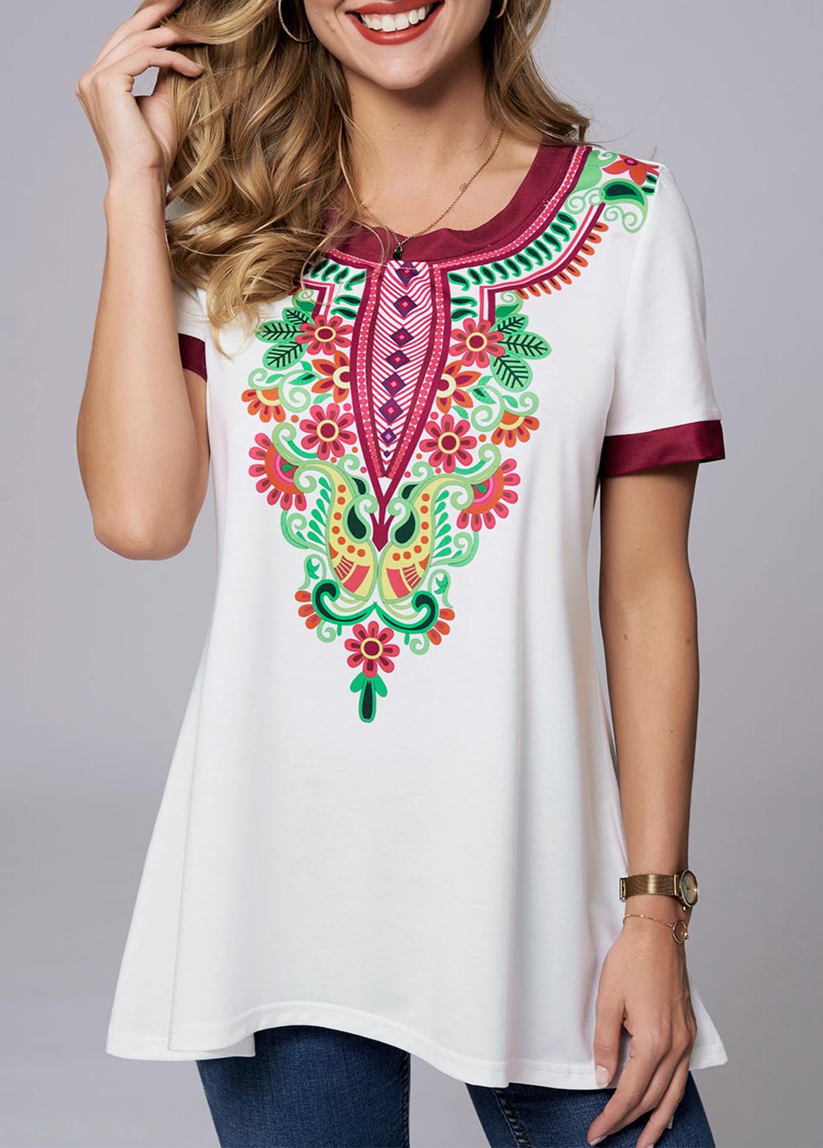 Short Sleeve Tribal Print Round Neck T Shirt