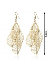 Metal Detail Leaf Design Gold Earring Set