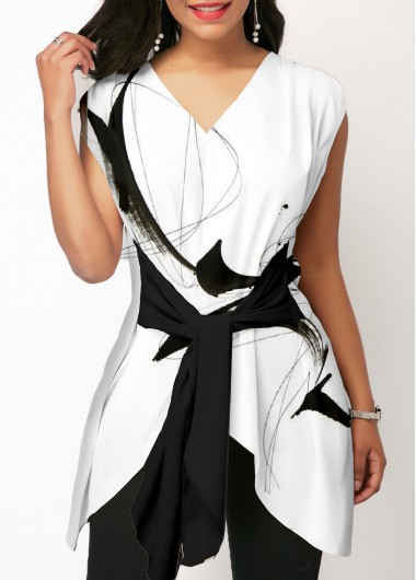 Rosewe Asymmetric Hem V Neck Graffiti Blouse - XL