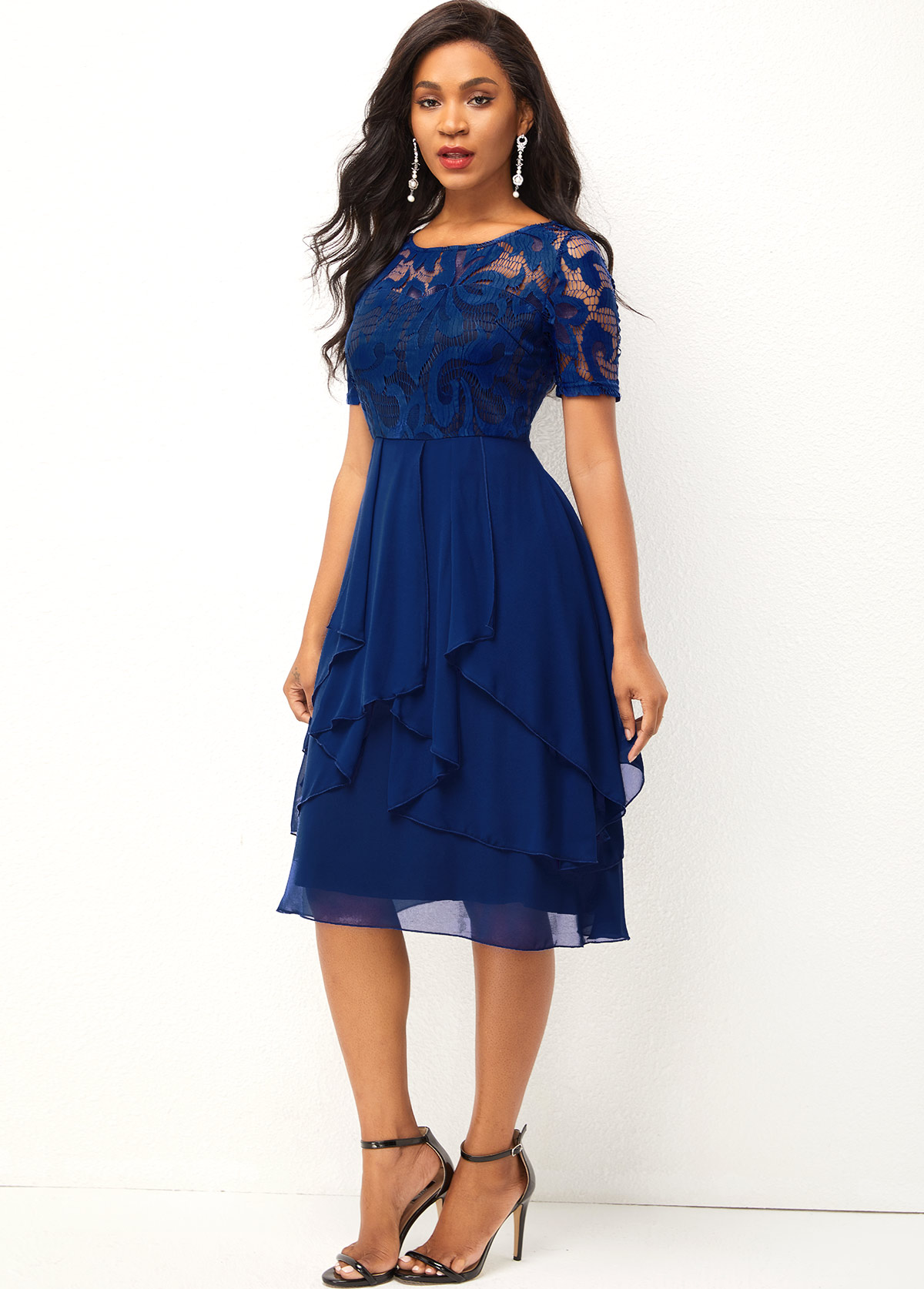 Round Neck Chiffon and Lace Stitching Asymmetric Hem Dress