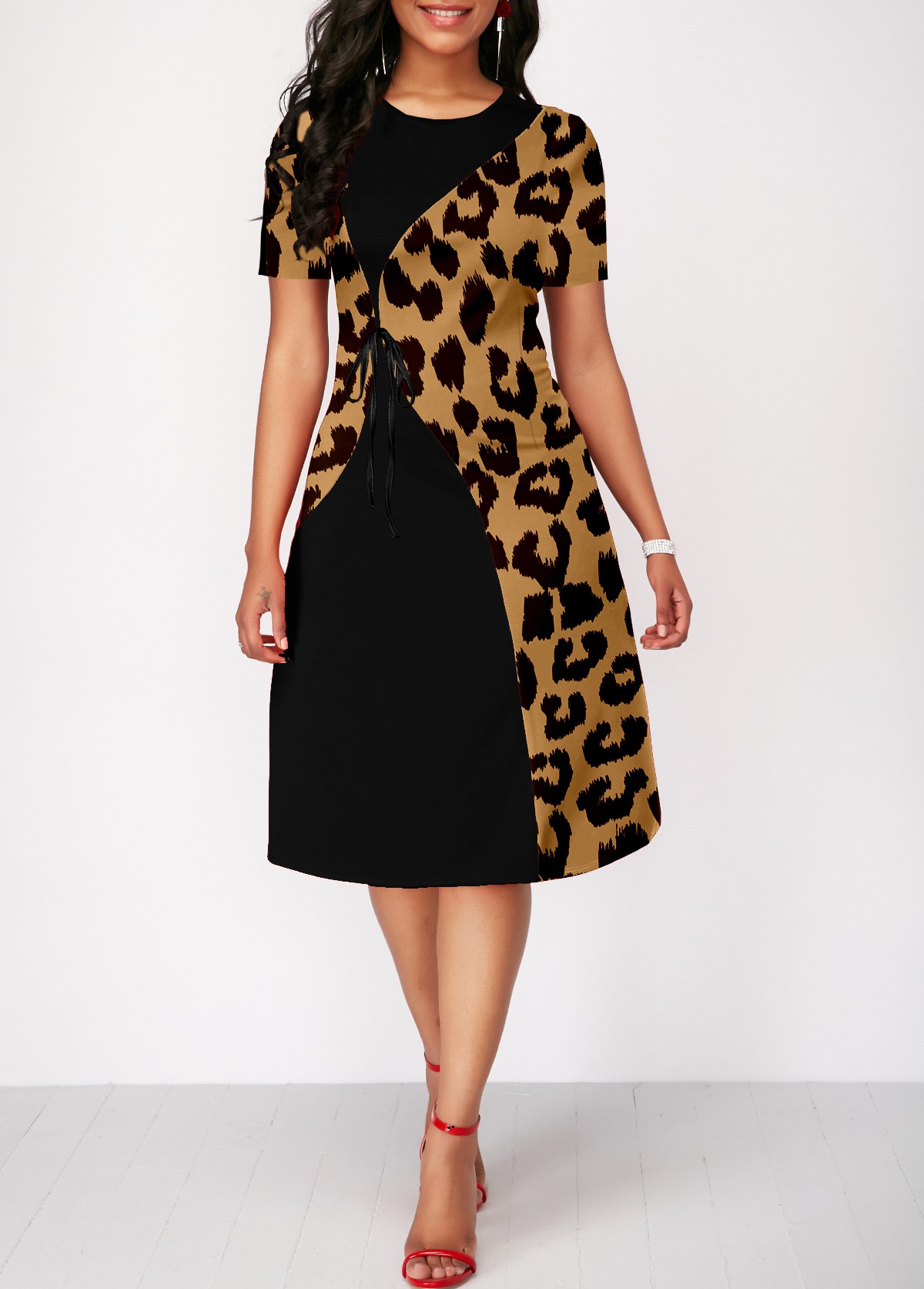 Short Sleeve Leopard Round Neck Dress