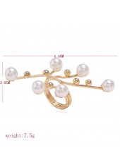 Metal Detail Pearl Design Gold Ring