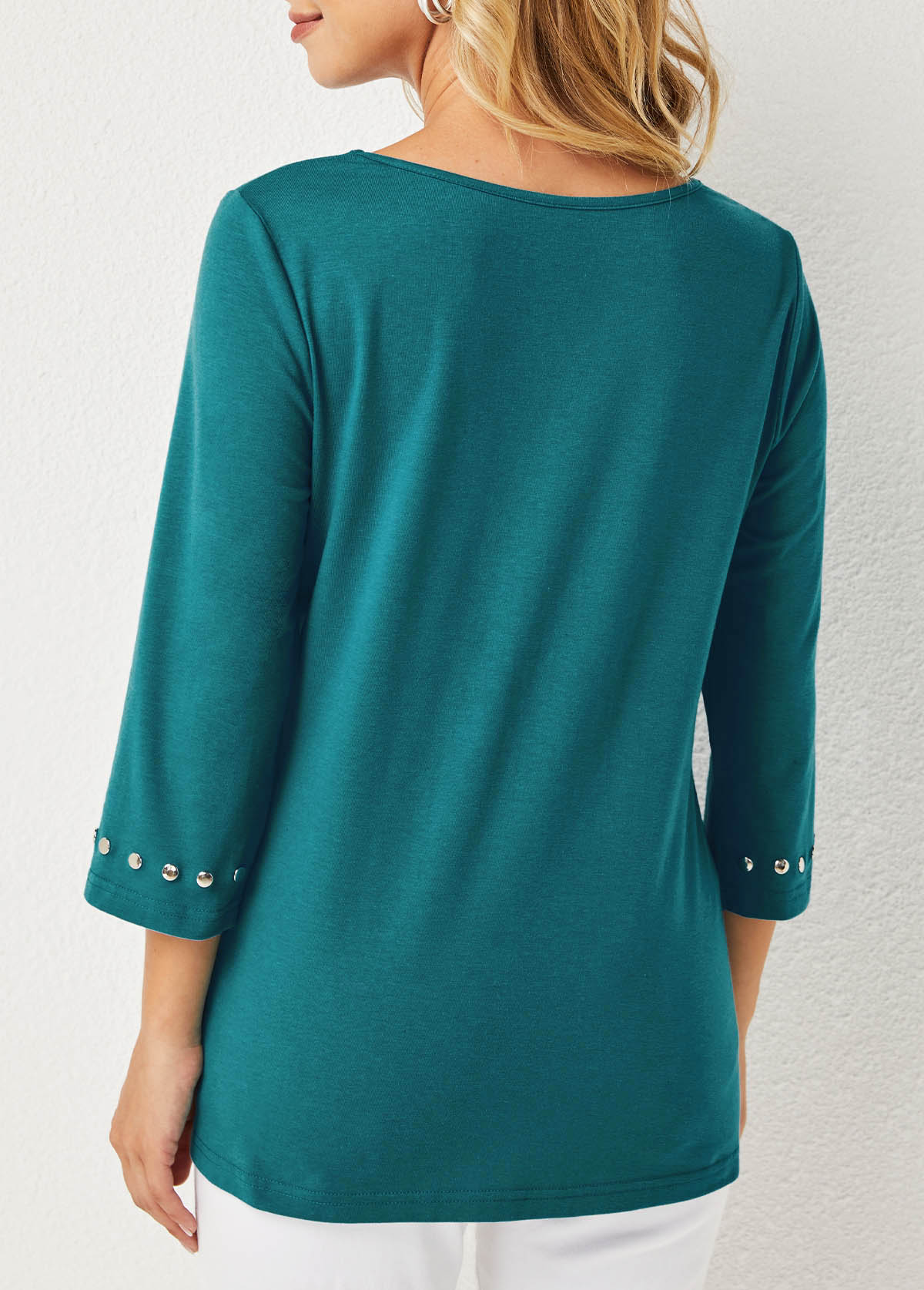 Cutout Front 3/4 Sleeve Round Neck T Shirt