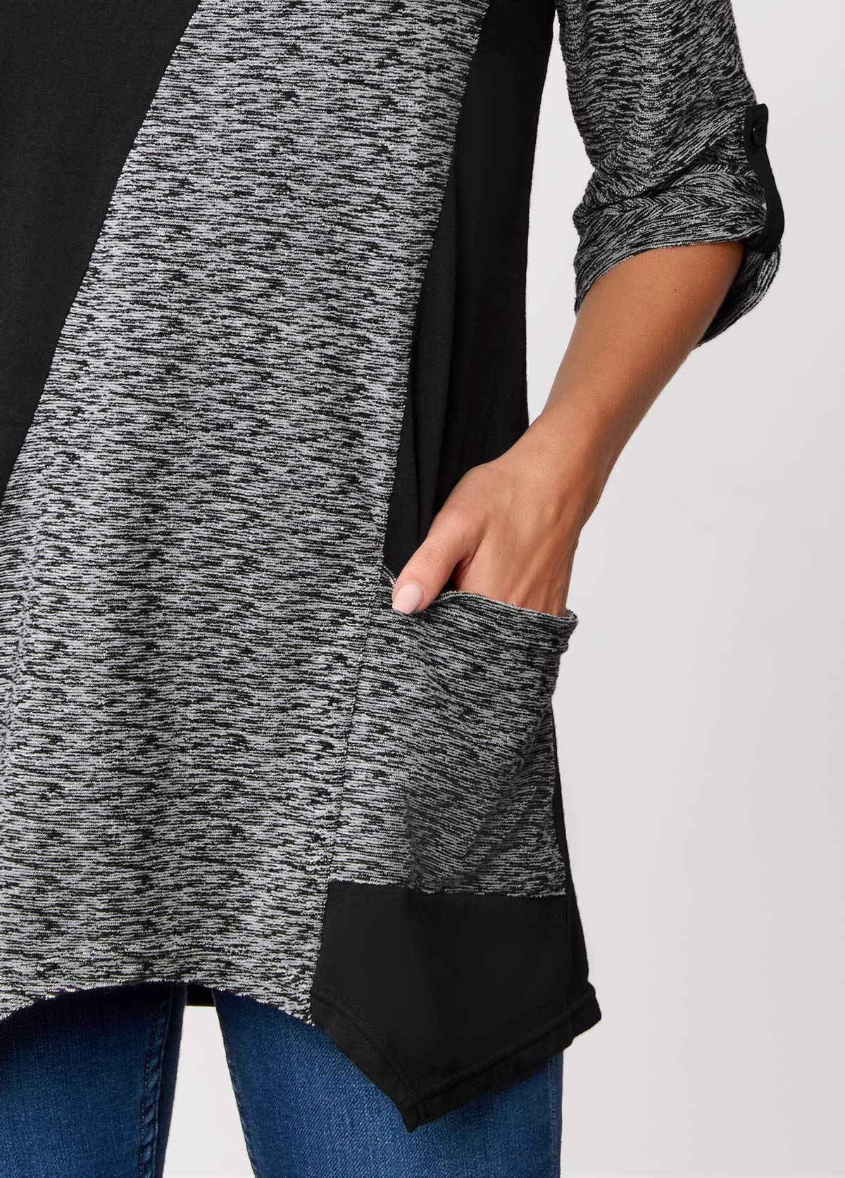 Pocket Asymmetric Hem Black Round Neck T Shirt