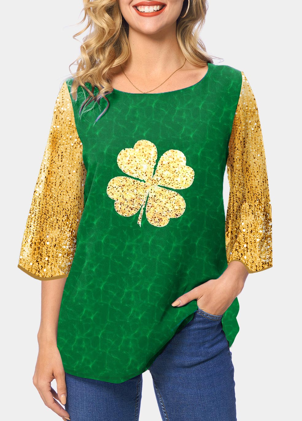 Four Leaf Clover Green Patricks Day Contrast T Shirt