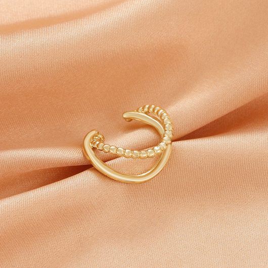 Gold Metal Detail Asymmetric Geometric Design Earring