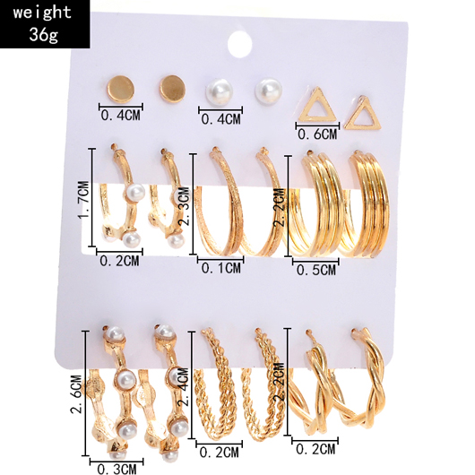 Pearl Design Metal Detail Gold Earring Set