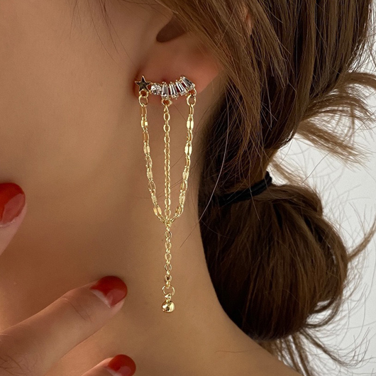 Star Design Rhinestone Metal Detail Gold Earrings