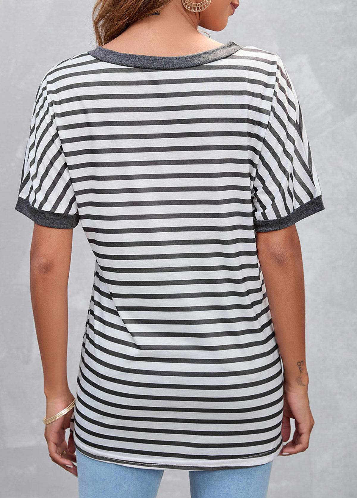Striped Short Sleeve V Neck T Shirt