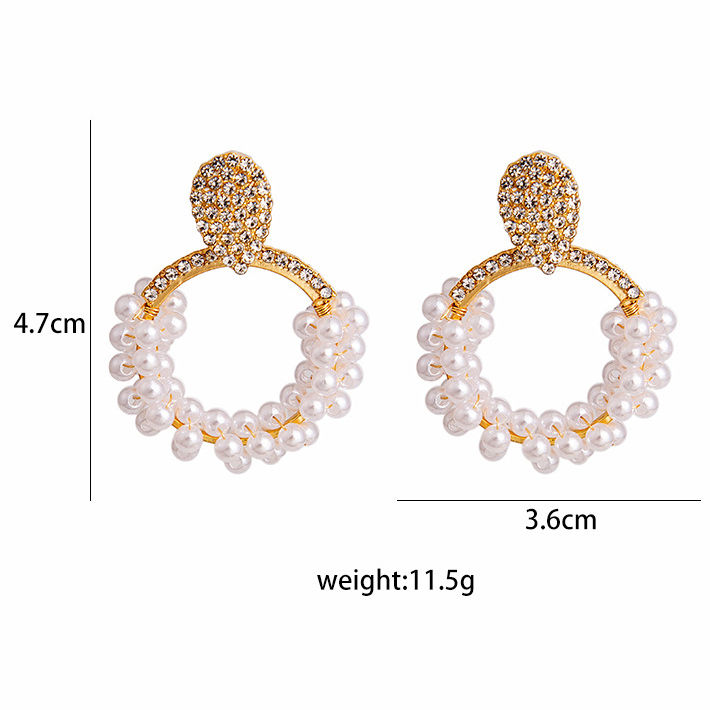 Rhinestone Gold Metal Detail Pearl Earrings