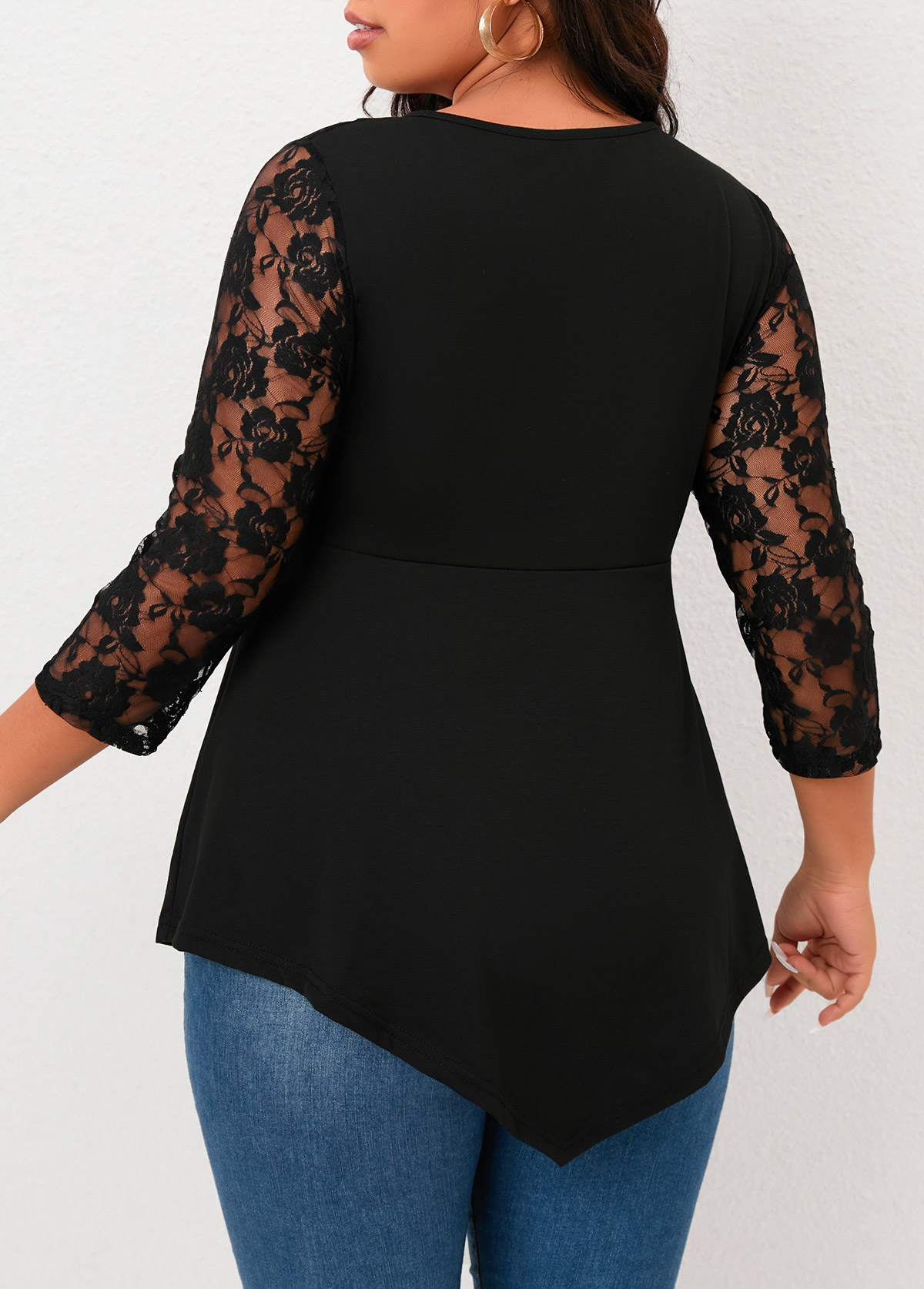 Plus Size Lace Stitching Asymmetric Hem Black T Shirt