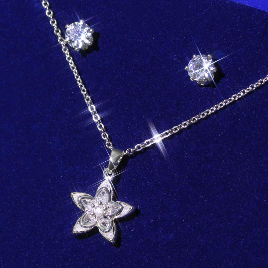 Silver Flower Pendant Rhinestone Necklace Set