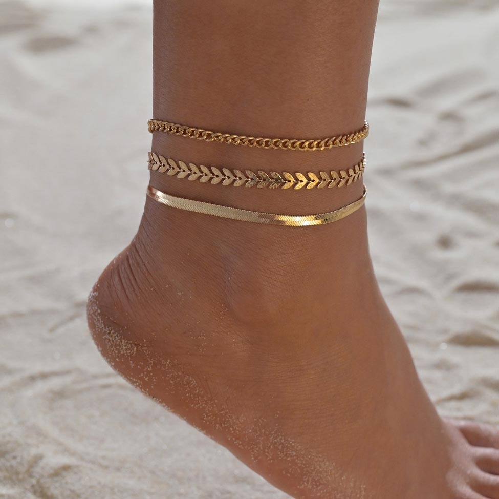 Gold Leaf Design Metal Detail Anklet Set