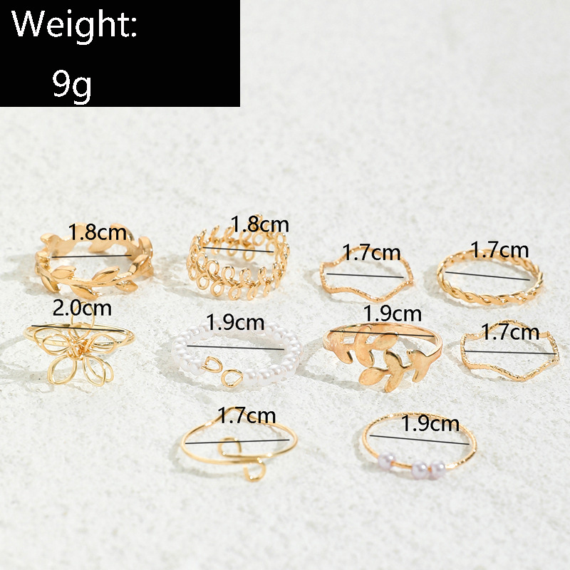 Metal Detail Flower and Leaf Design Gold Ring Set