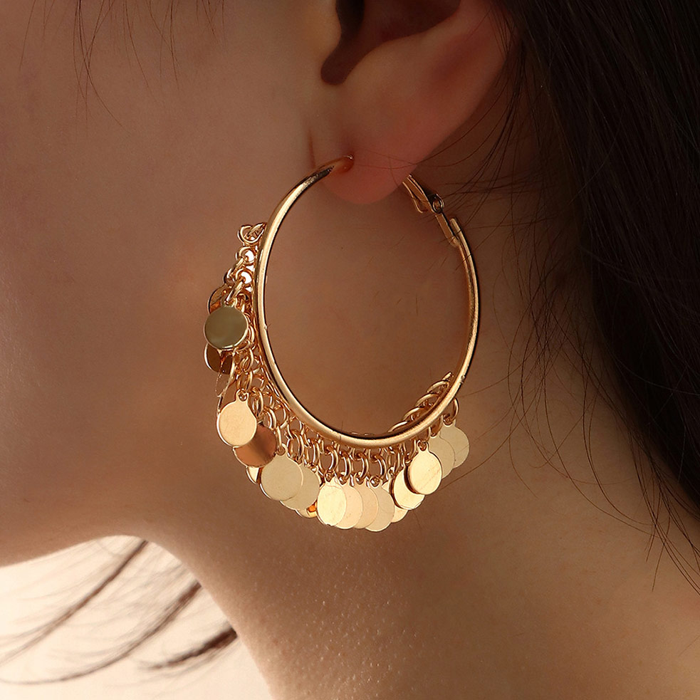 Metal Detail Tassel Design Gold Earrings
