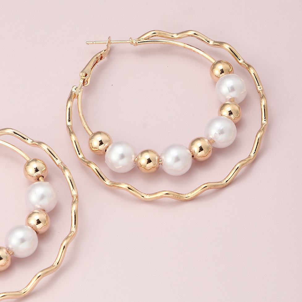 Gold Circle Shape Pearl Beads Design Earrings