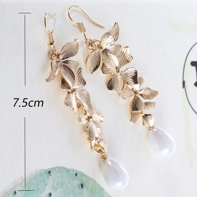Gold Flower Design Pearl Detail Earrings