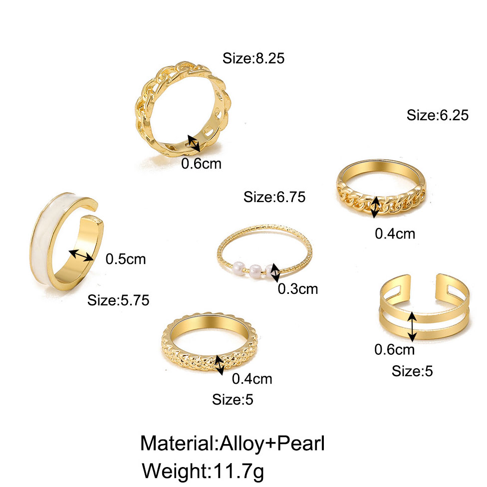 Metal Detail Gold Chain Design Ring Set