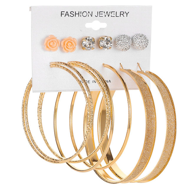 Rhinestone Circular Shape Floral Design Golden Earring Set