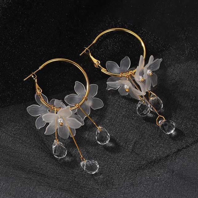 Floral Design Golden Metal Detail Earrings