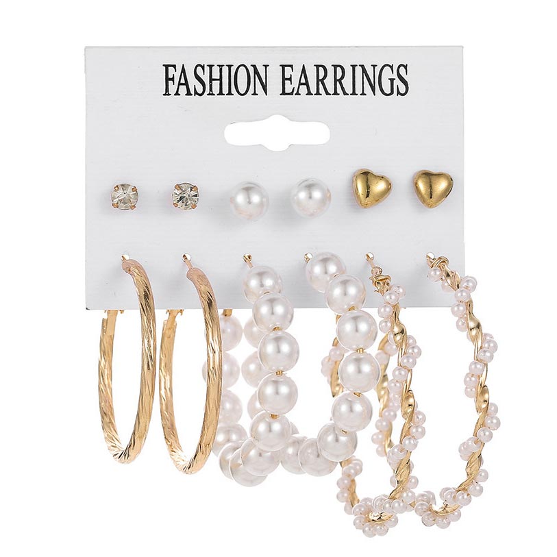 Round Pearl Design Gold Earring Set