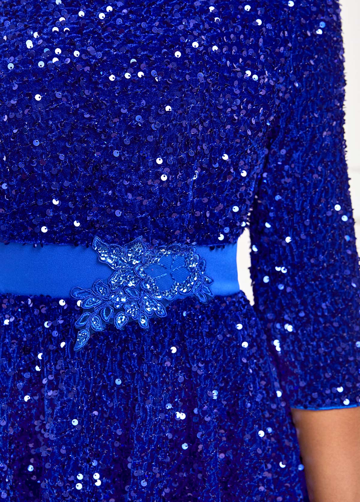 Sapphire Blue Round Neck Sequin Bodycon Dress