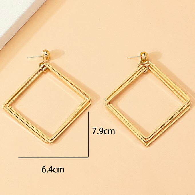 Metal Detail Gold Geometric Design Earrings