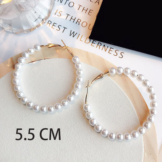Round Design Pearl Detail White Earrings