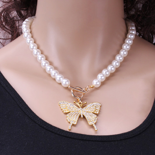Pearl Design Gold Butterfly Detail Necklace