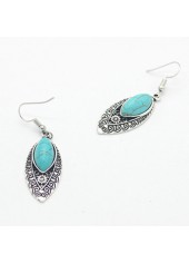 1 Pair Turquoise Leaf Metal Earrings