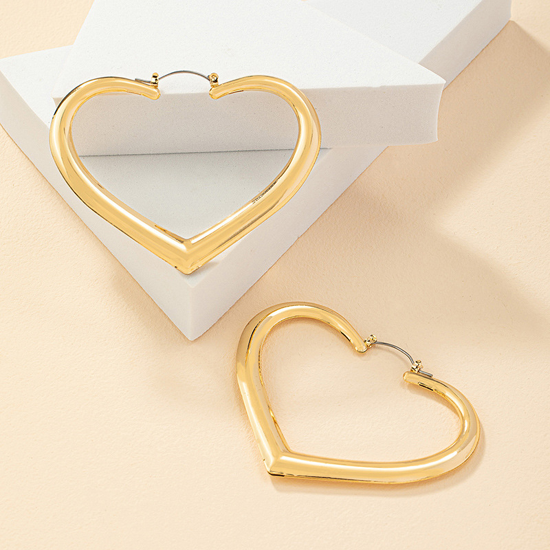 Metal Valentine's Day Golden Heart Earrings