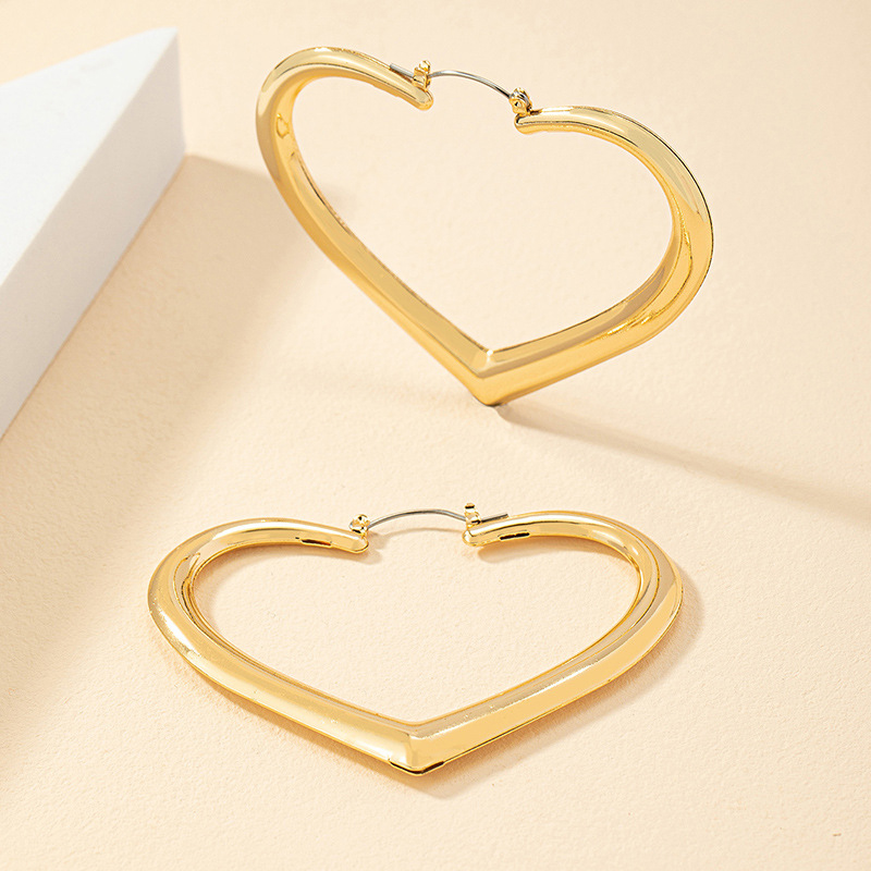 Metal Valentine's Day Golden Heart Earrings