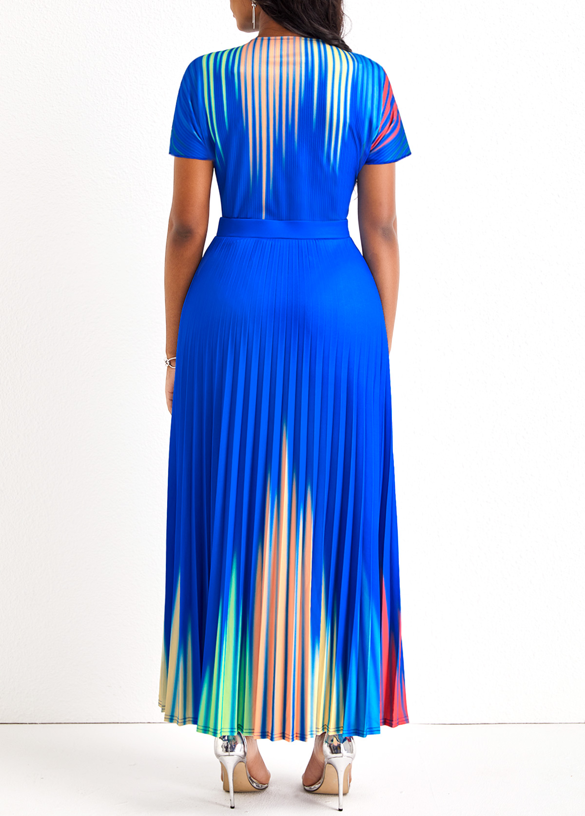 Ombre Pleated Royal Blue Round Neck Maxi Dress