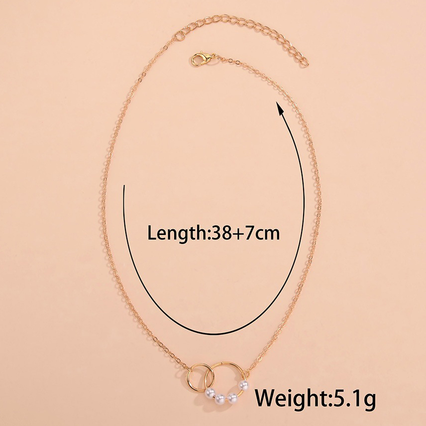 Pearl Design Metal Detail Golden Round Necklace