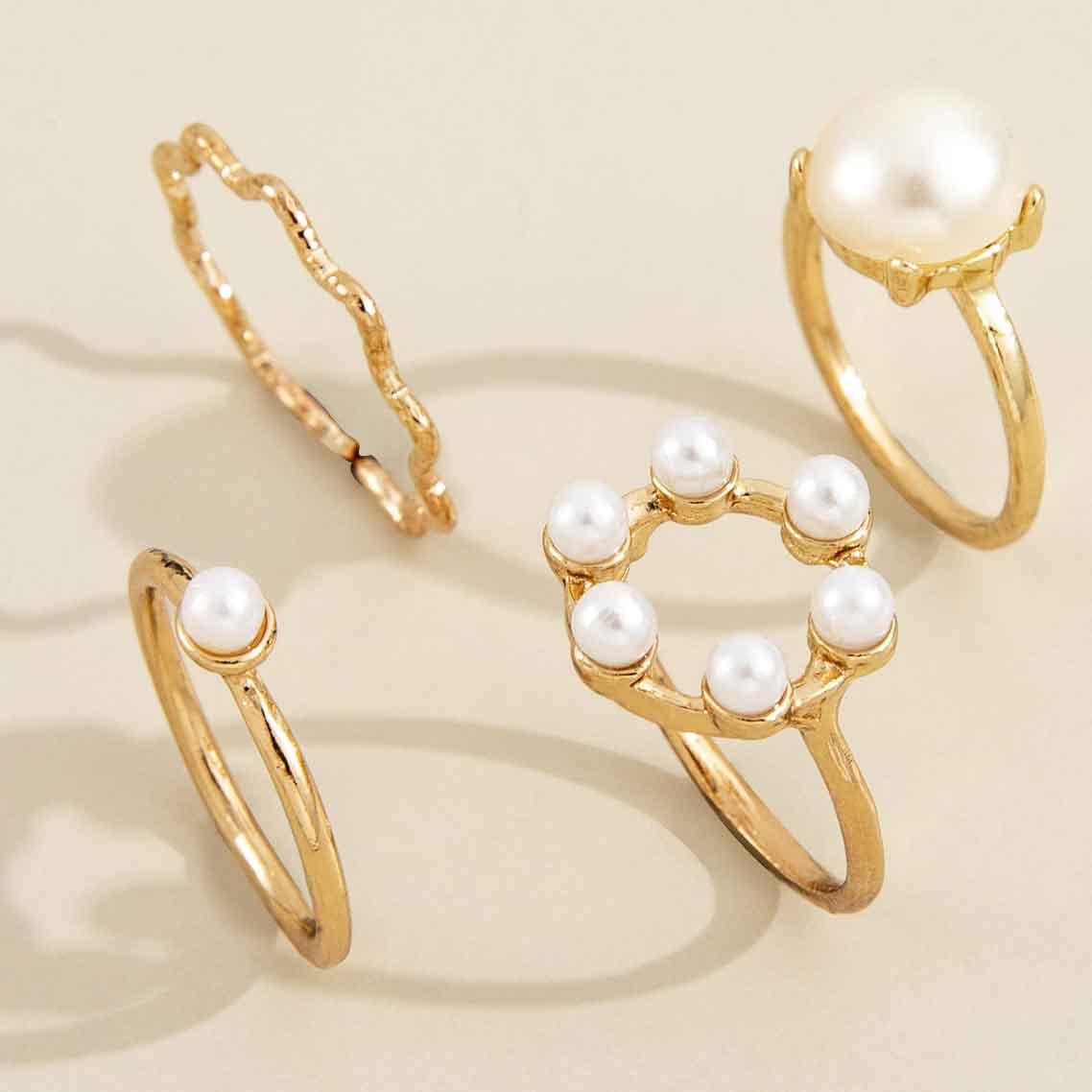 Pearl Detail Gold Metal Ring Set