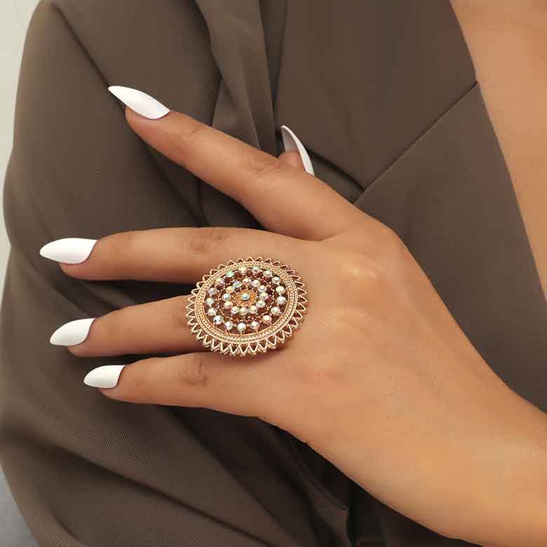 Geometric Pattern Gold Round Alloy Detail Ring