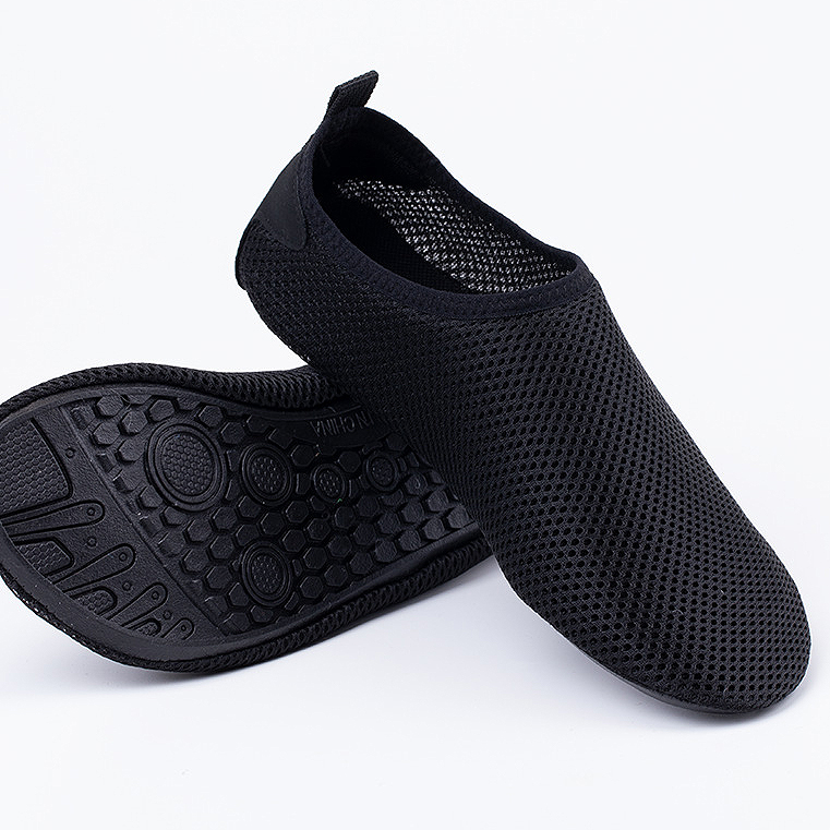 Polyester Material Black Anti Slippery Water Shoes
