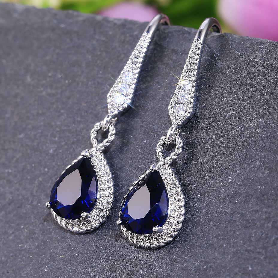 Blue Metal Detail Rhinestone Design Earrings