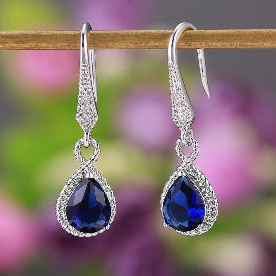 Blue Metal Detail Rhinestone Design Earrings