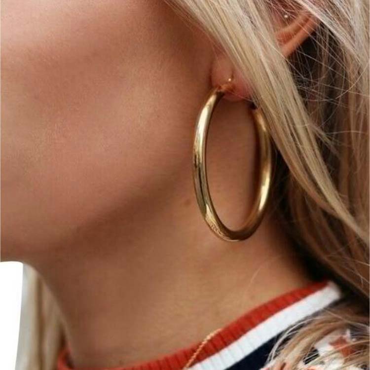 Metal Ring Detail Gold Round Earrings