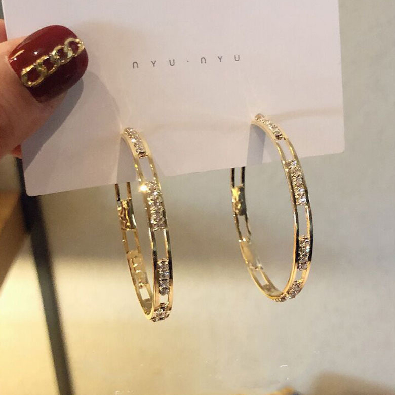 Rhinestone Hollow Design Gold Round Earrings