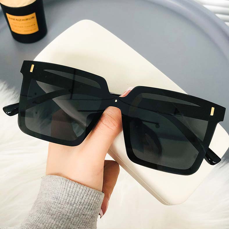 Foldable Large Frame Square Black Sunglasses