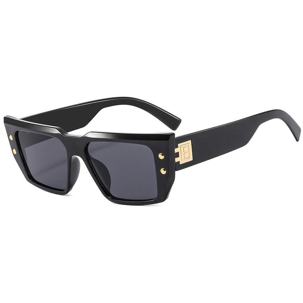 Rivet Design Cat Eye Grey Sunglasses
