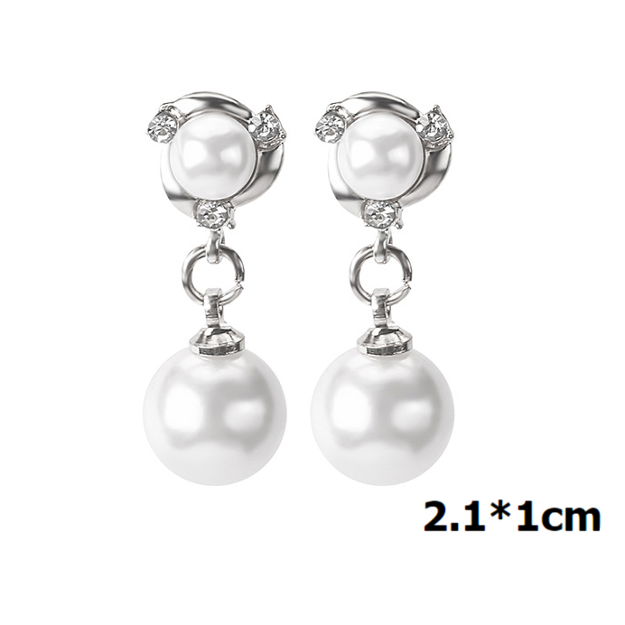 Pearl Detail Silver Round Geometric Pattern Earrings