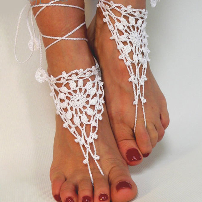 Lace Up Weave White Triangle Anklet Set