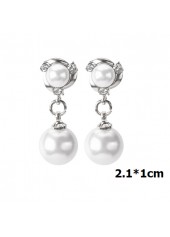 Pearl Detail Silver Round Geometric Pattern Earrings