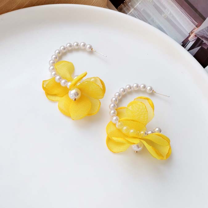 Yellow Floral Design Pearl Detail Earrings