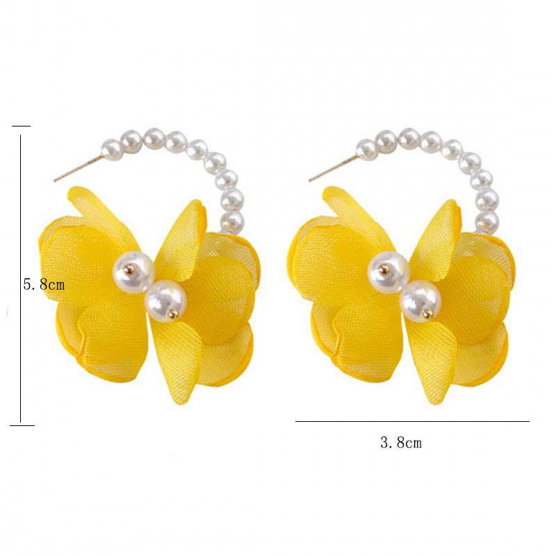 Yellow Floral Design Pearl Detail Earrings