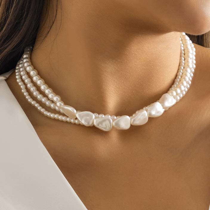 Asymmetric Pear Detail White Layered Necklace