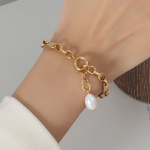 Chain Detail Gold Pearl Design Bracelet